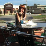 Beeue in 'Smokin Bones'