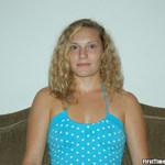 Chelsie in 'Country Yoga'