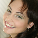 Jennifer Max in 'Hum Along'