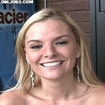 Kassie in 'Ripe Peach'