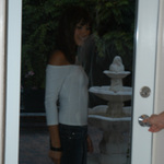 Anna in 'Good Vibes'