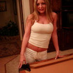 Avy in 'Courageous Cans'