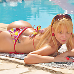 Juliane Ferrari in 'Beach Lust'