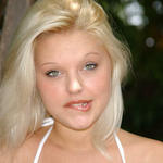 Lauren in 'Vanilla Pudding'