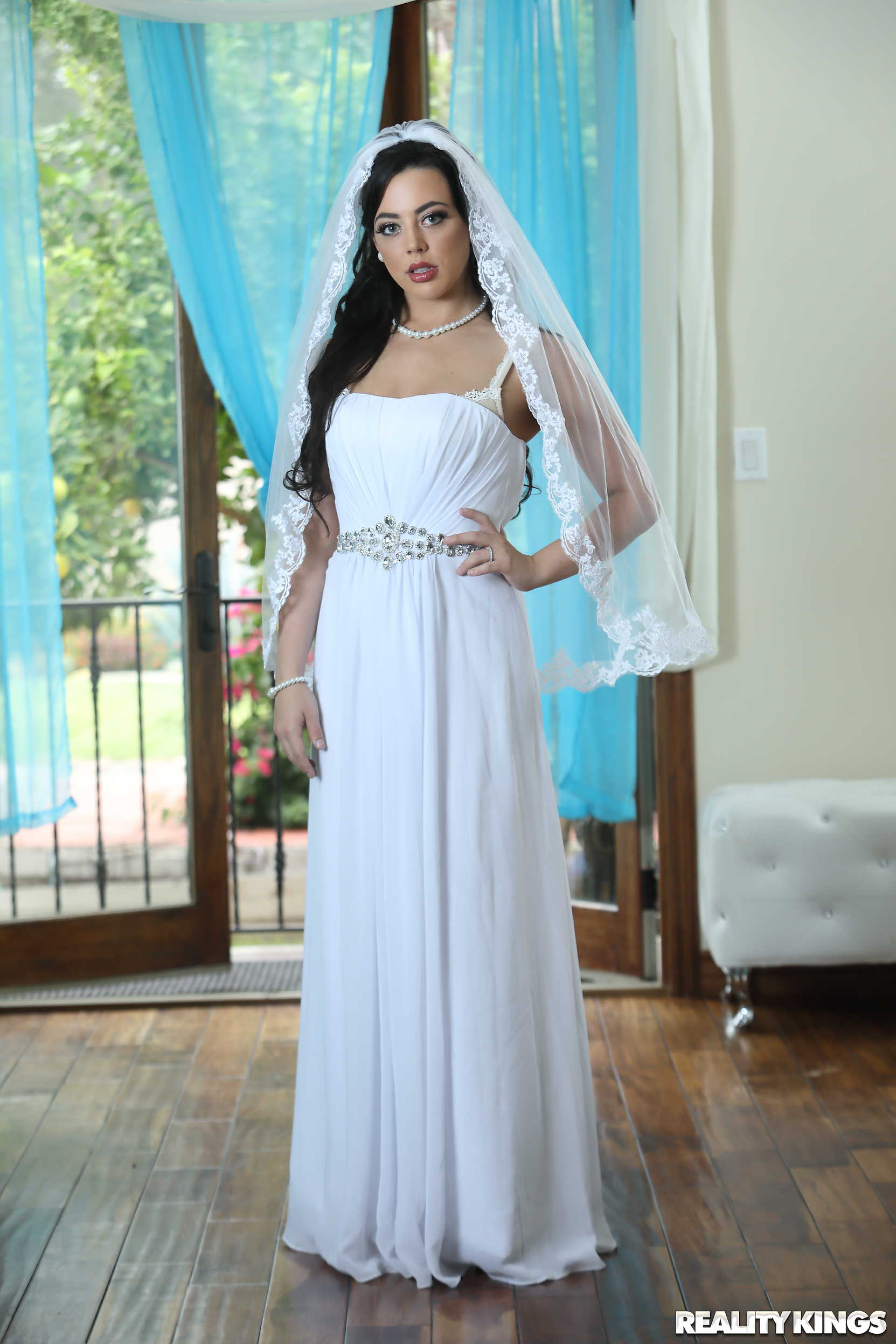 Angelic Bride To Anal Angel